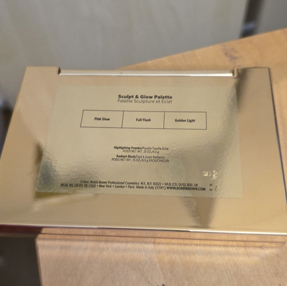 Bobbi Brown Sculpt & Glow Palette - Picture 5 of 9